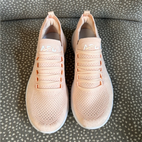 Brand New Never Worn APL Techloom Breeze Sneakers Size 8 - Picture 2 of 6